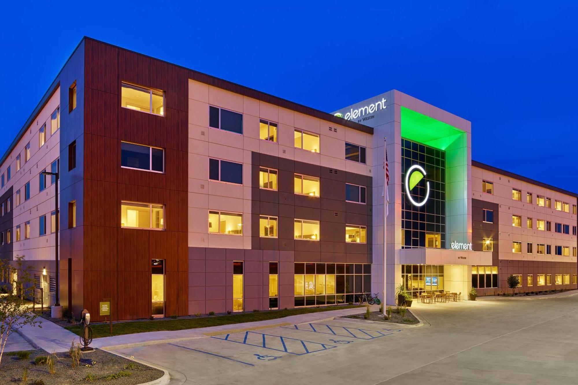 Element Fargo Hotel West Fargo Exterior photo